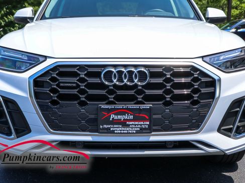 Used 2023 Audi Q5 2.0T Premium w/ Convenience Package AWD/4WD image 8