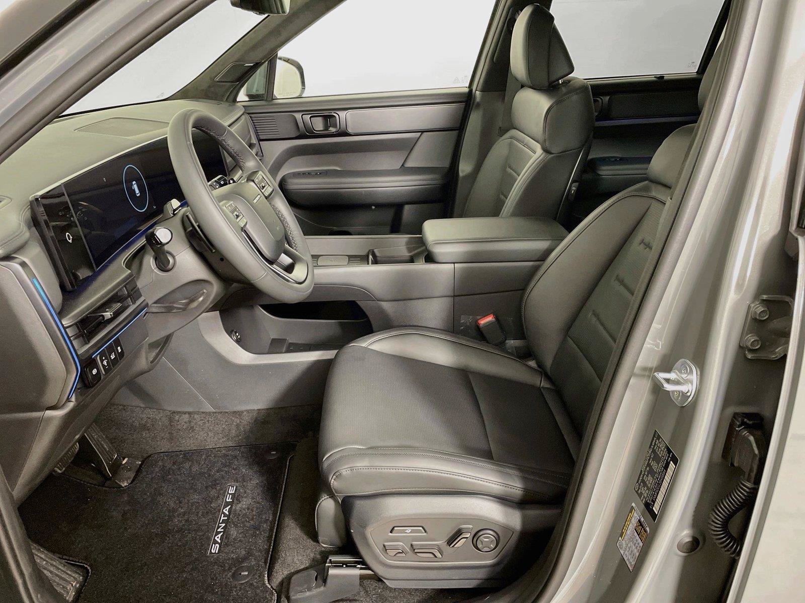 Used 2025 Hyundai Santa Fe Calligraphy AWD/4WD image 11