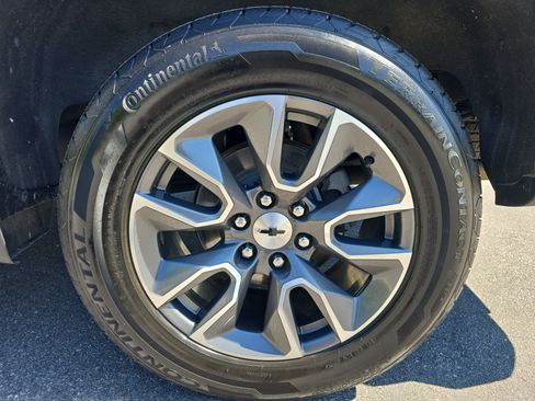 Used 2020 Chevrolet Silverado 1500 RST AWD/4WD image 34