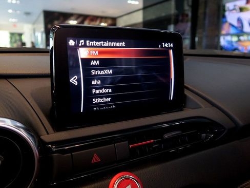 Used 2022 MAZDA MX-5 Miata Grand Touring w/ Weather Package image 19