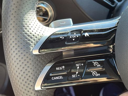 New 2026 Mercedes-Benz CLE 300 4MATIC Coupe image 23