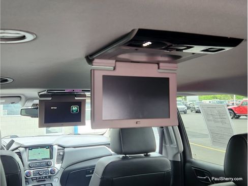 Used 2016 Chevrolet Suburban LT AWD/4WD image 7