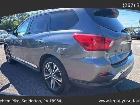 Used 2020 Nissan Pathfinder Platinum FWD image 6