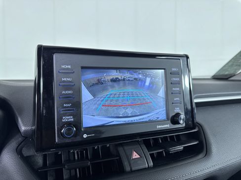 Used 2022 Toyota RAV4 LE AWD/4WD image 25