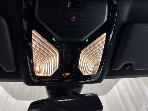 Used 2024 BMW 330i xDrive Sedan image 8