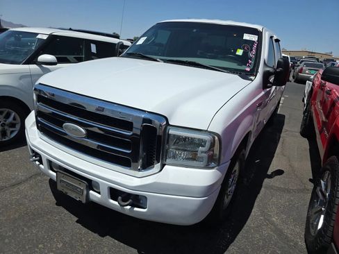 Used 2005 Ford F250 XLT RWD image 1
