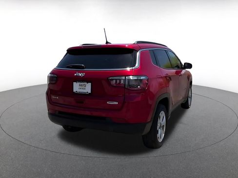 Used 2025 Jeep Compass Latitude AWD/4WD image 14