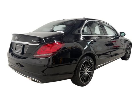 Used 2019 Mercedes-Benz C 300 4MATIC Sedan image 4