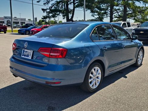 Used 2015 Volkswagen Jetta SE FWD image 5