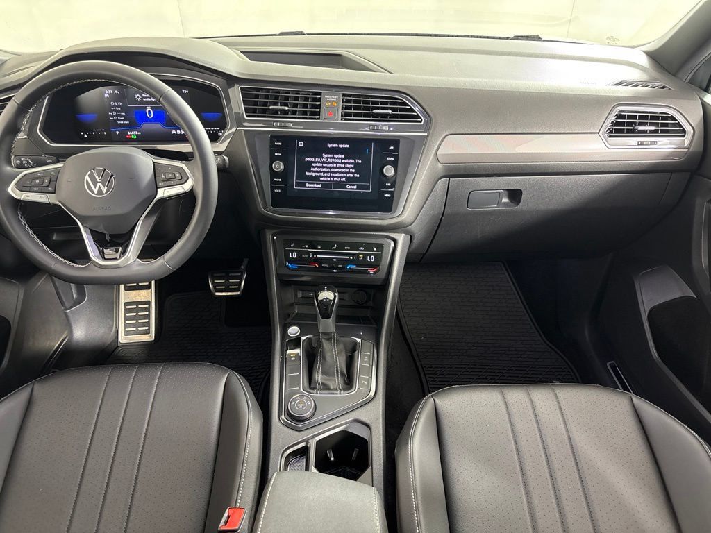 Used 2023 Volkswagen Tiguan SE R-Line AWD/4WD image 19