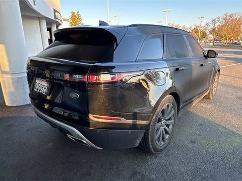Used 2018 Land Rover Range Rover Velar R-Dynamic SE image 3