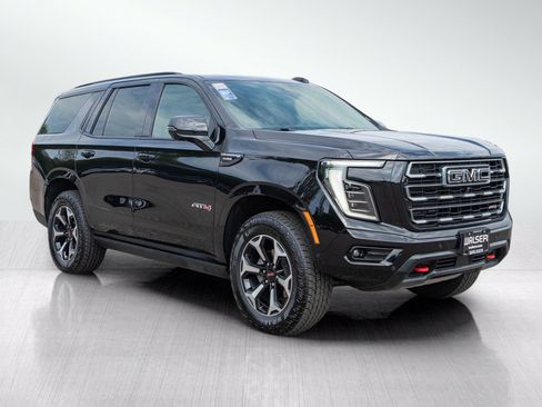 Used 2026 GMC Yukon AT4 w/ AT4 Premium Plus Package AWD/4WD image 7