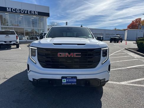New 2026 GMC Sierra 1500 Elevation w/ Elevation Premium Package image 9