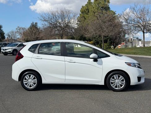 Used 2017 Honda Fit LX image 6