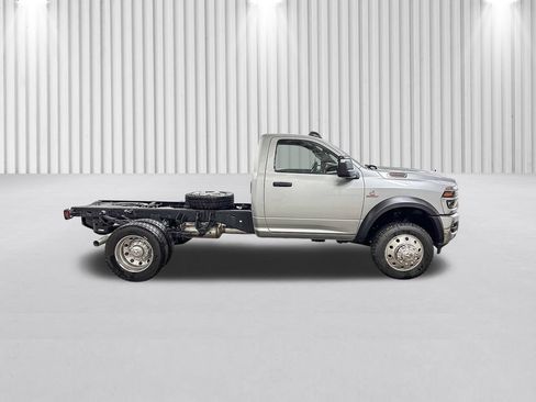 New 2026 RAM 5500 Tradesman w/ Chrome Appearance Group AWD/4WD image 3