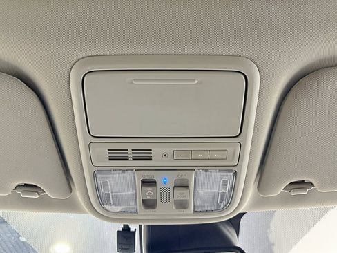 Used 2017 Honda Odyssey Touring image 29