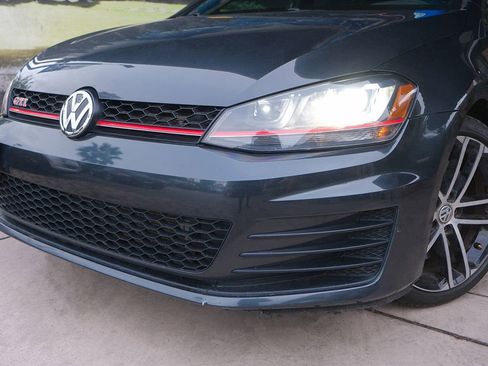 Used 2017 Volkswagen GTI Sport image 8