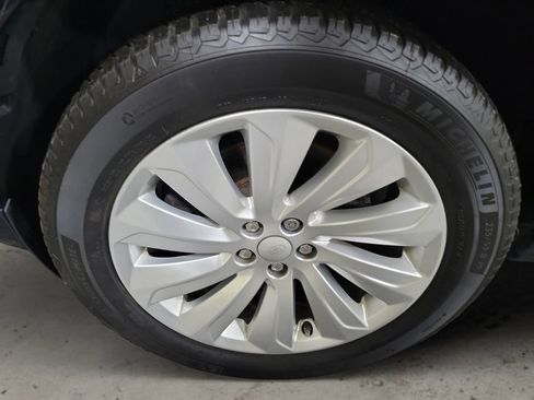 Certified 2021 Land Rover Discovery Sport S R-Dynamic AWD/4WD image 9