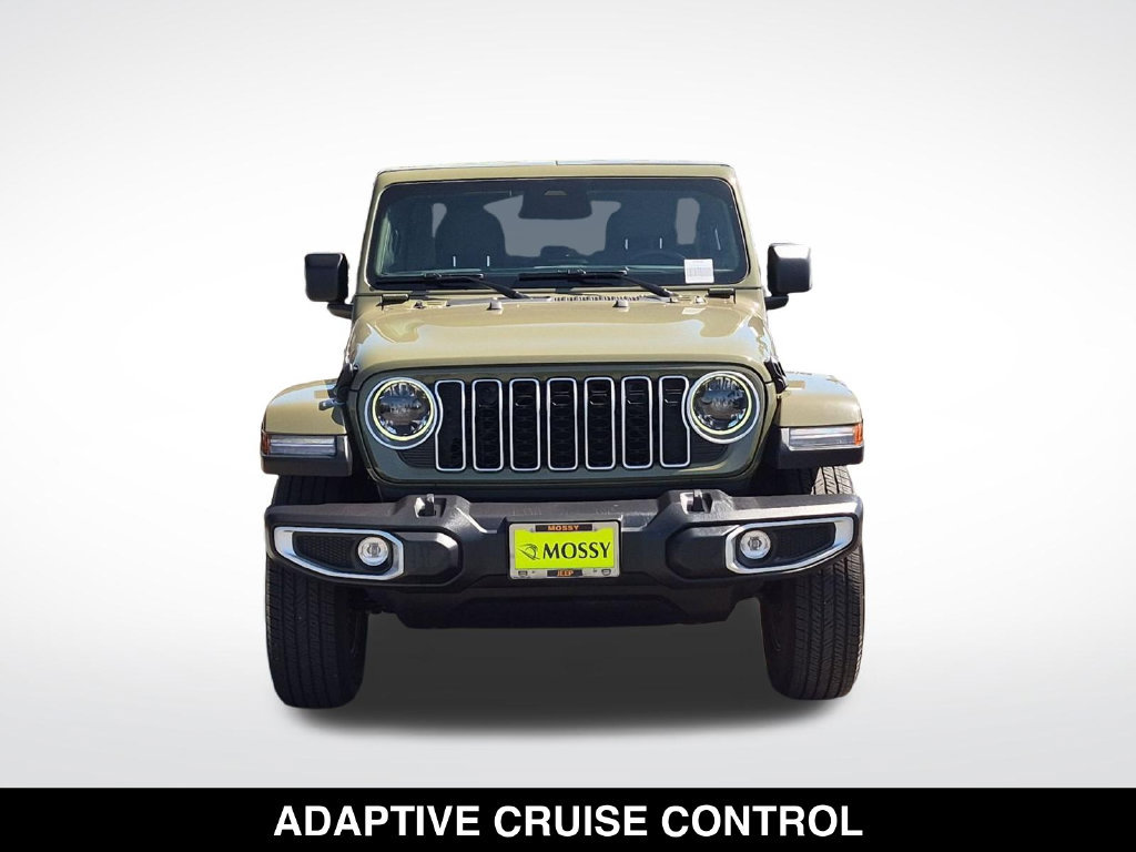 Used 2026 Jeep Wrangler Unlimited Sahara AWD/4WD image 4