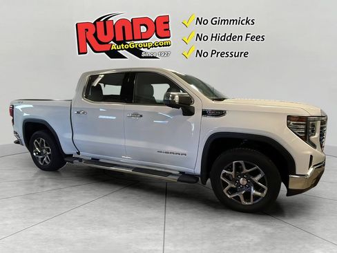 Used 2023 GMC Sierra 1500 SLT w/ SLT Premium Plus Package AWD/4WD image 8