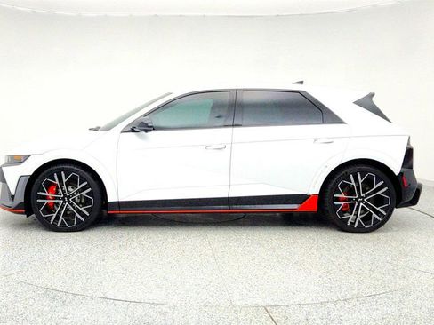 Used 2025 Hyundai Ioniq 5 N image 8