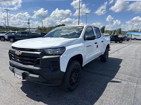New 2026 Chevrolet Colorado W/T w/ WT Custom Package AWD/4WD image 3