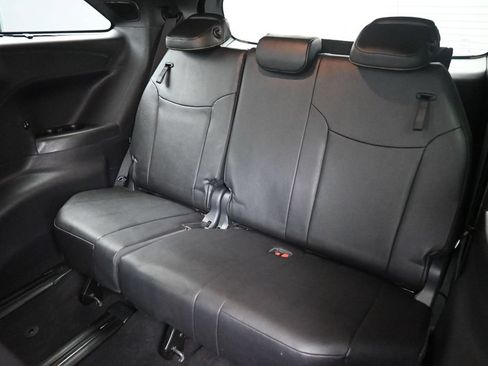 Certified 2026 Toyota Sienna XLE Woodland Edition AWD/4WD image 21