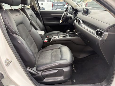 Used 2019 MAZDA CX-5 Touring image 32