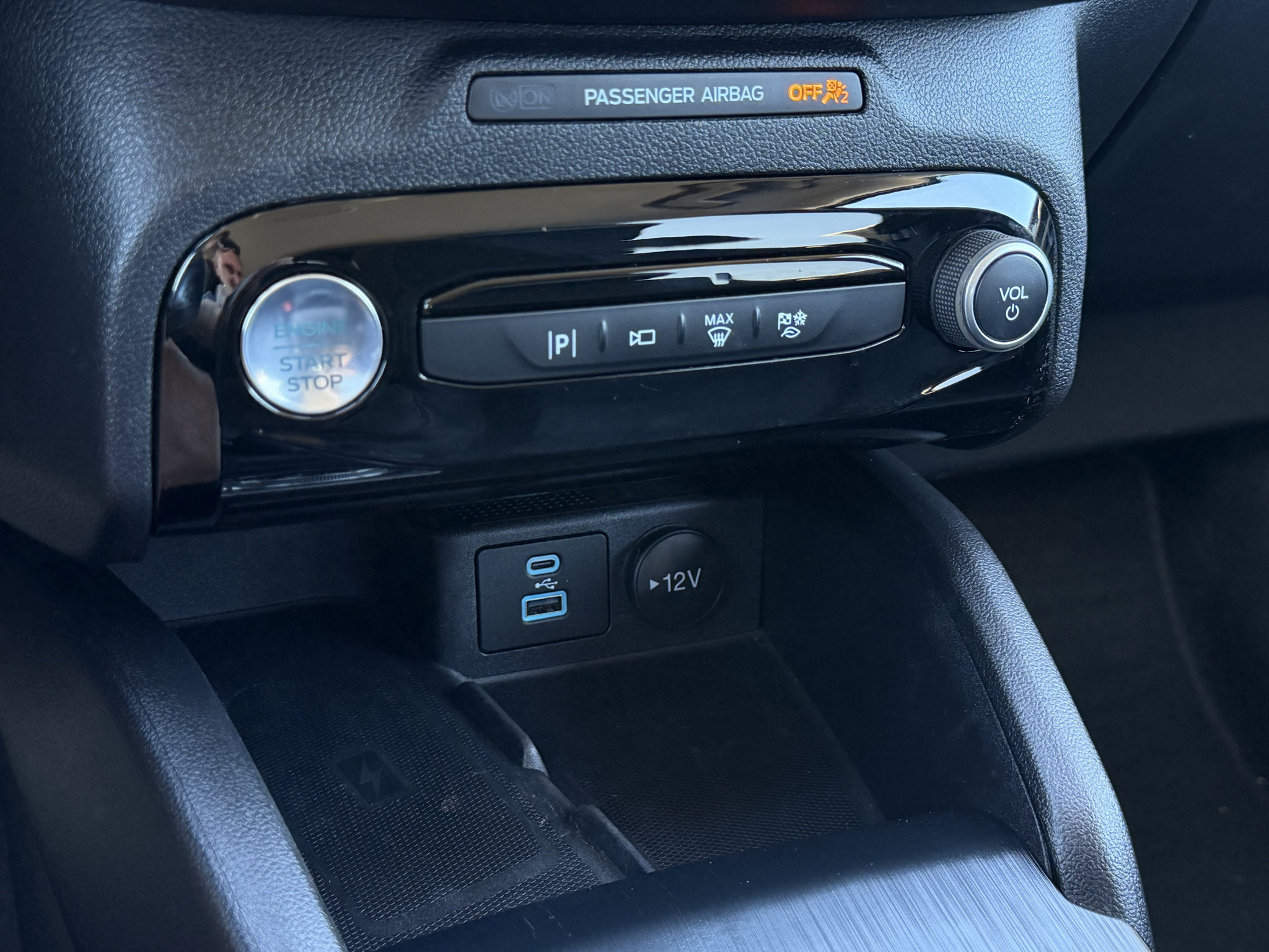 Used 2023 Ford Escape Platinum FWD image 14