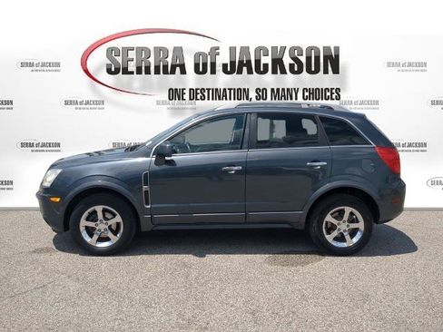 Used 2013 Chevrolet Captiva Sport LT FWD image 5