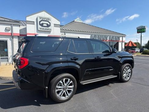Used 2025 Toyota 4Runner Limited AWD/4WD image 17