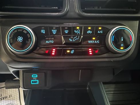 Used 2024 Ford Maverick XLT w/ XLT Luxury Package AWD/4WD image 11