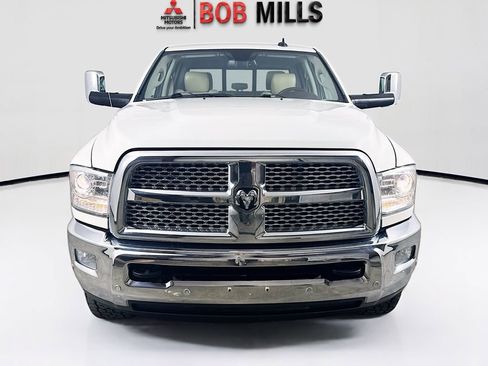 Used 2017 RAM 2500 Laramie AWD/4WD image 2