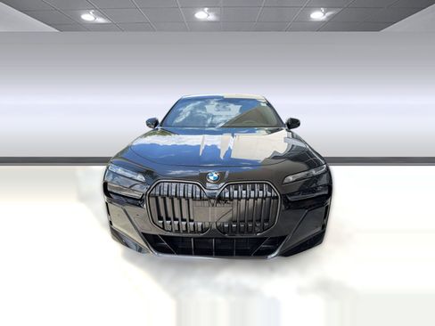 New 2026 BMW 740i xDrive w/ Executive Package AWD/4WD image 6