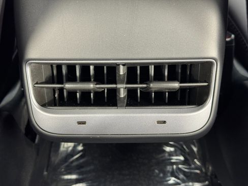 Used 2022 Tesla Model 3 Long Range image 33