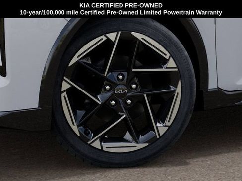 Certified 2025 Kia K4 GT-Line w/ GT-Line Premium Package FWD image 9