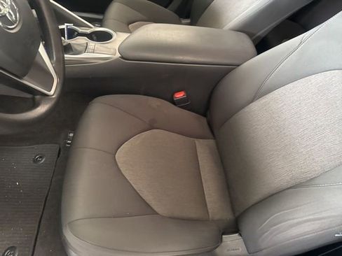 Used 2023 Toyota Camry LE image 21