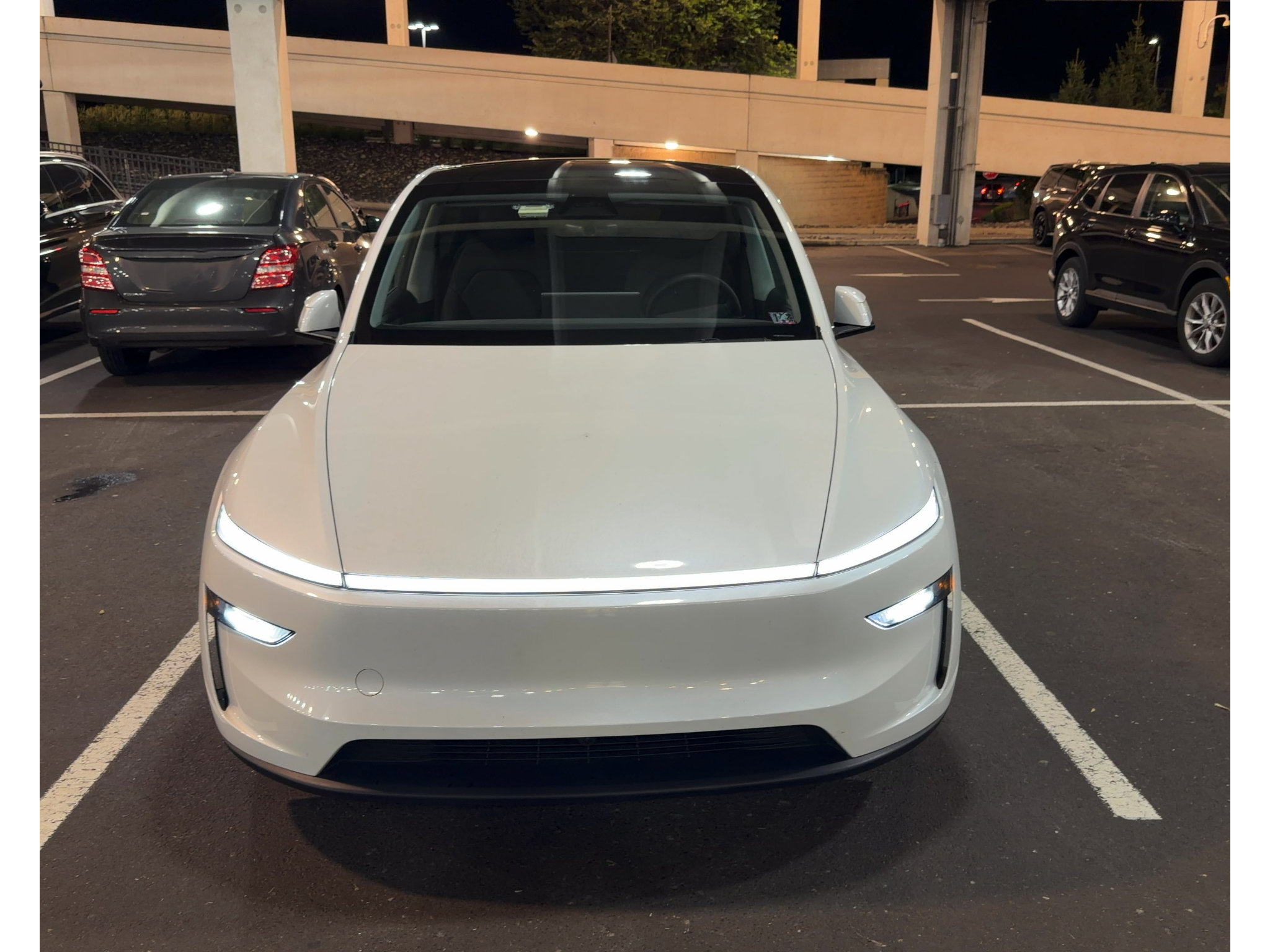 Used 2026 Tesla Model Y AWD image 2