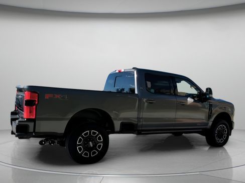 New 2026 Ford F350 Platinum w/ FX4 Off-Road Package image 31