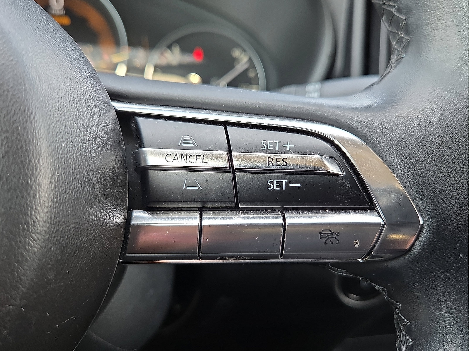 Used 2025 MAZDA CX-50 AWD 2.5 Hybrid w/ Premium Pkg image 21
