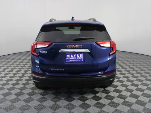 Used 2023 GMC Terrain SLE w/ Driver Convenience Package image 24