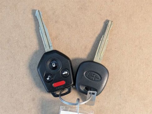 Used 2014 Subaru Crosstrek 2.0i Limited w/ Popular Package #2 image 30