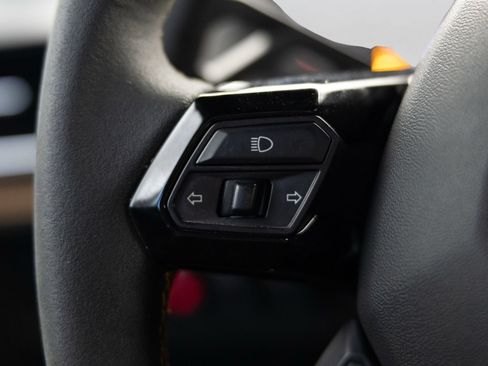 Used 2022 Lamborghini Huracan STO RWD image 29