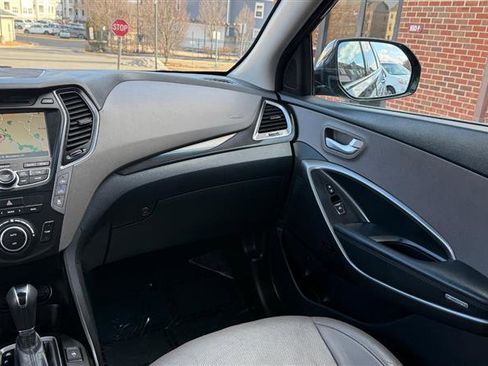 Used 2015 Hyundai Santa Fe Limited w/ Option Group 04 image 30