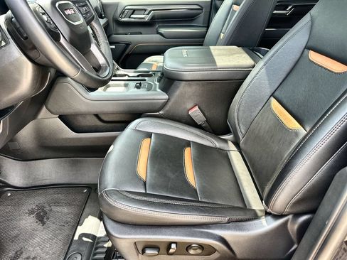 Used 2024 GMC Sierra 2500 AT4 w/ AT4 Premium Plus Package AWD/4WD image 24