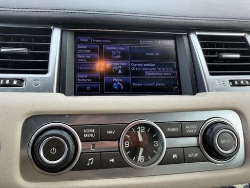 Used 2013 Land Rover Range Rover Sport HSE LUX w/ Luxury Interior Pkg image 23