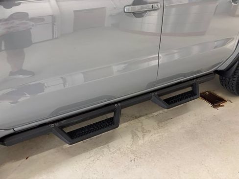 Used 2022 Nissan Frontier PRO-4X AWD/4WD image 23