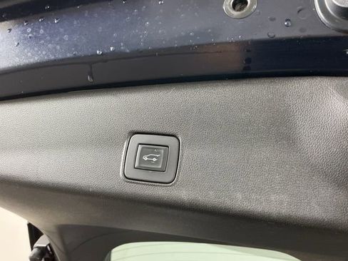 Used 2021 Chevrolet TrailBlazer ACTIV w/ Sun and Liftgate Package image 30