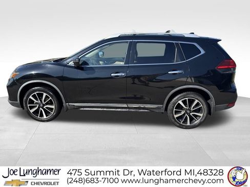 Used 2017 Nissan Rogue SL w/ SL Premium Package AWD/4WD image 7