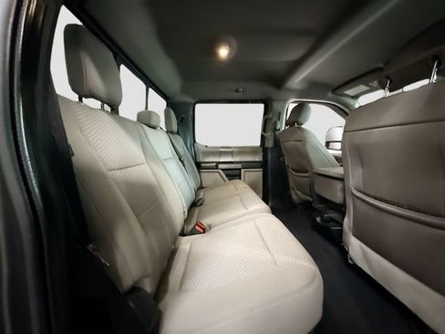 Used 2020 Ford F350 XLT w/ XLT Premium Package AWD/4WD image 27